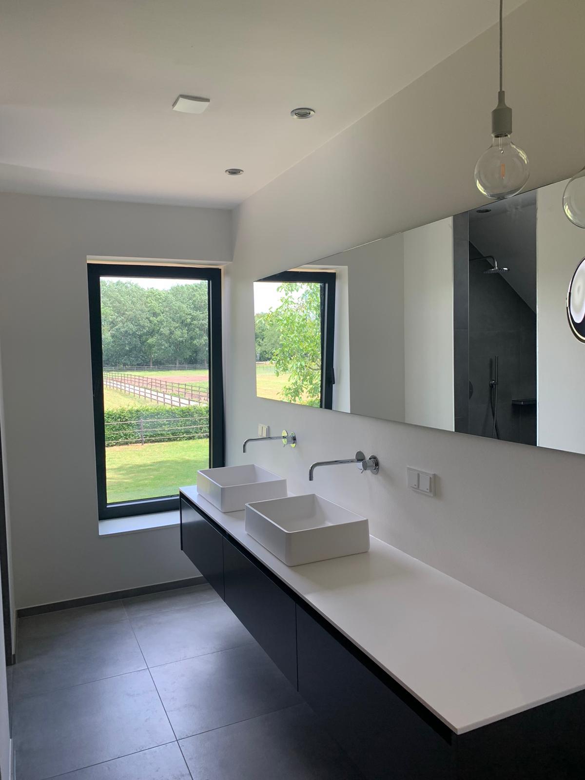 Aluminium ST1000 kozijn badkamer