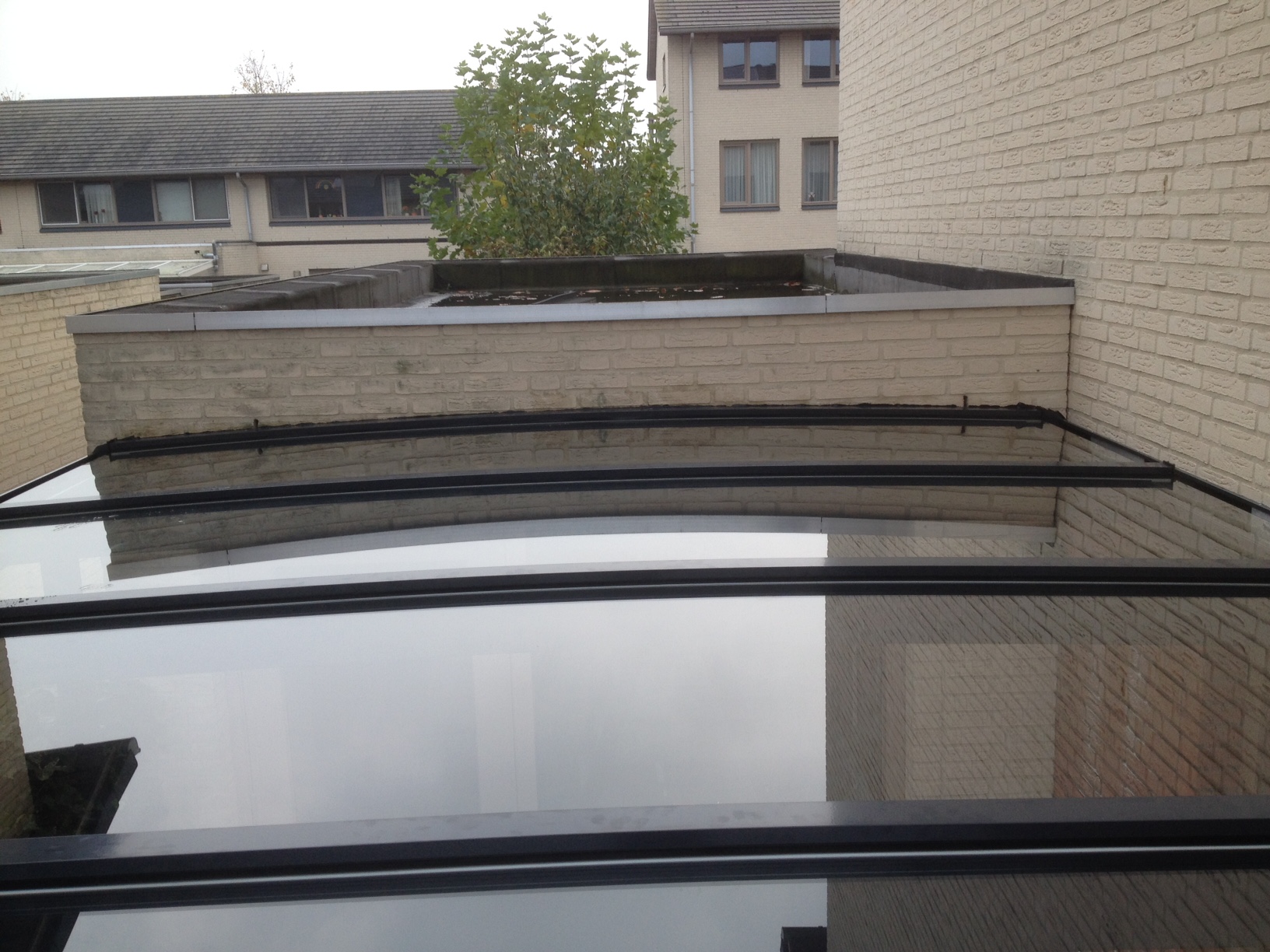 clear-shield coating glas van een carport