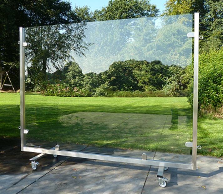 Verrijdbaar RVS windscherm