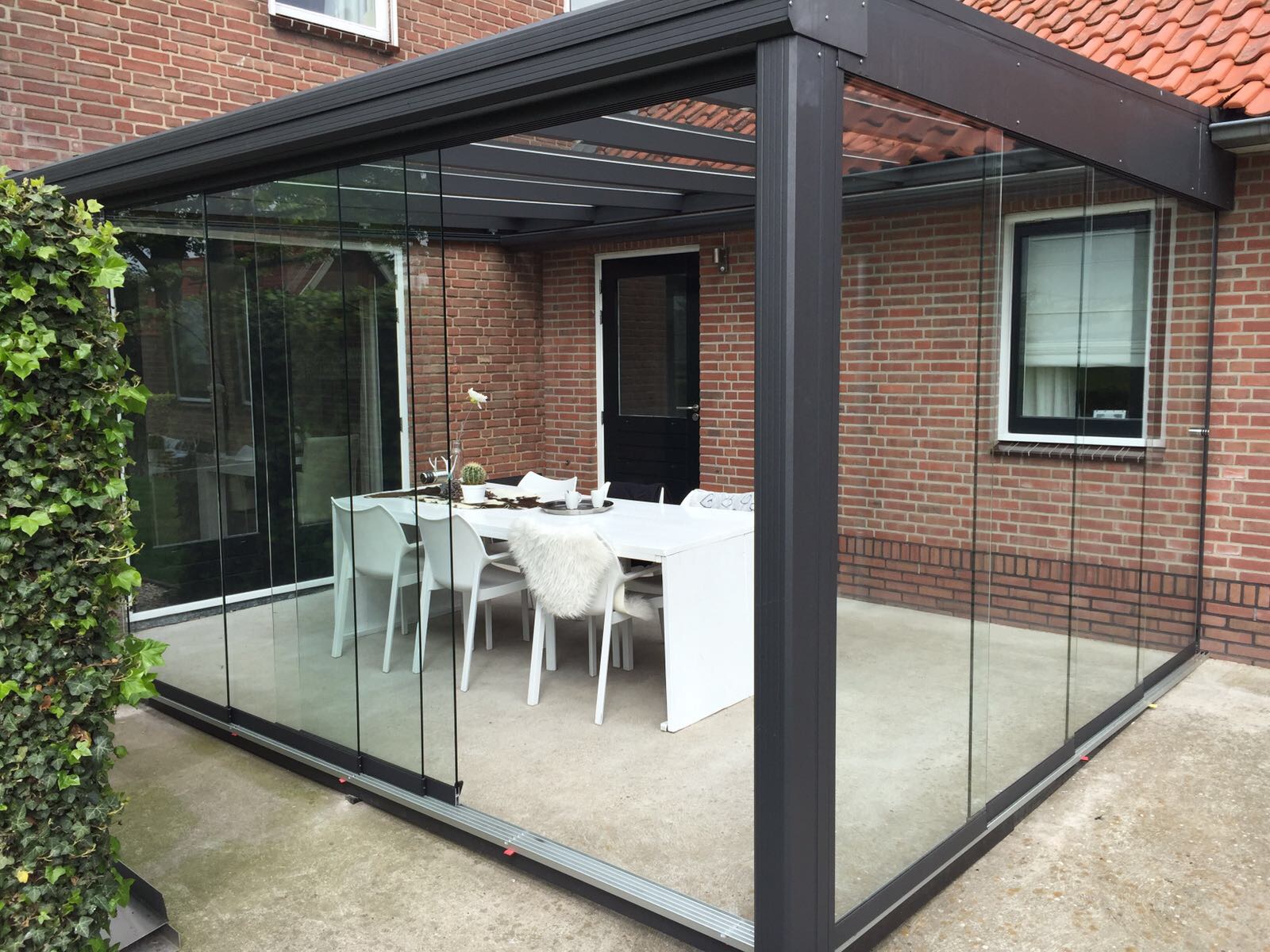 Tuinkamer schuifwand steellook met VG500 schuifpuien