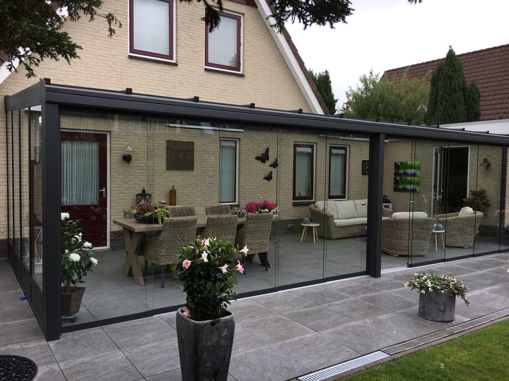Tuinkamer schuifwand steellook