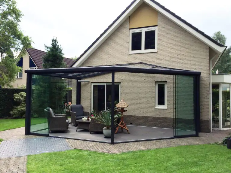 Tuinkamer dak met visgraad